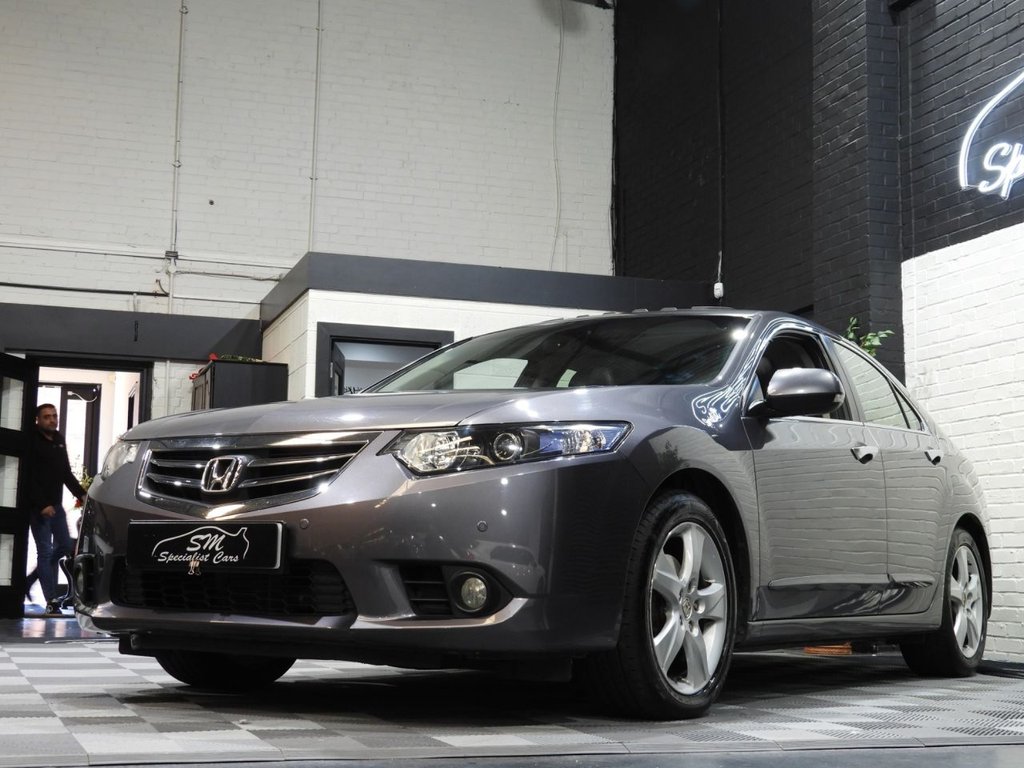 Used Honda Accord 2014 for sale - 76080880: Photo 9