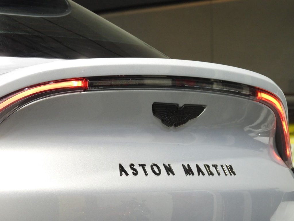 Used Aston Martin DBX 2022 for sale - 76848219: Photo 3