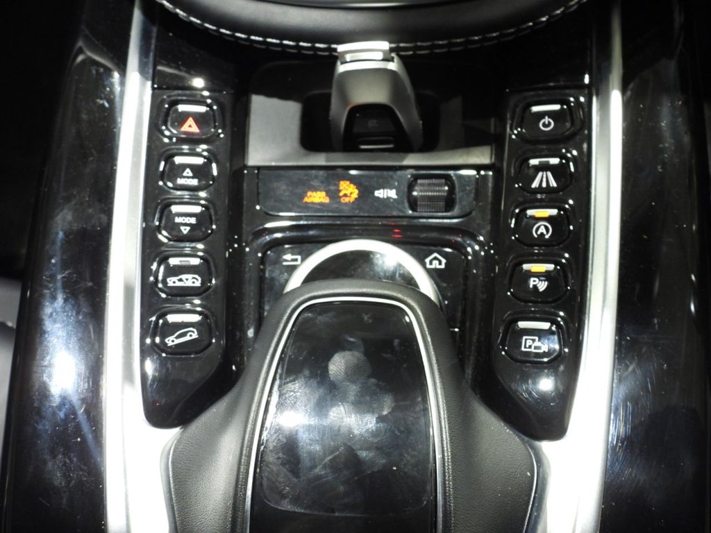 Used Aston Martin DBX 2022 for sale - 76848219: Photo 48