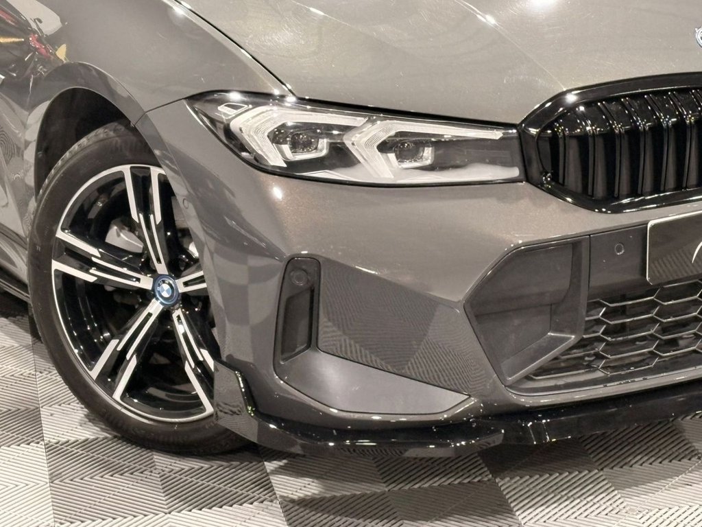 Used BMW 3 Series 2022 for sale - 77056273: Photo 2