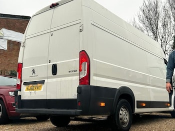 Used Peugeot Boxer 2018 for sale - 77056302: Photo