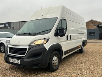 Used Peugeot Boxer 2018 for sale - 77056302: Photo