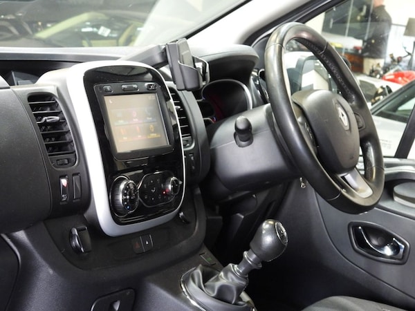 Used Renault Trafic 2018 for sale - 76303505: Photo 26
