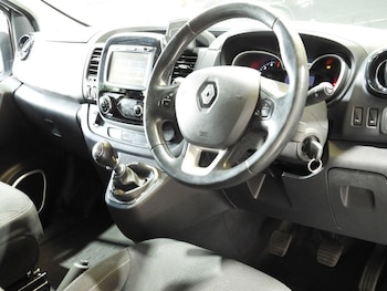 Used Renault Trafic 2018 for sale - 76303505: Photo 4