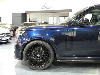 Used Land Rover Range Rover 2023 for sale - 78153520: Photo