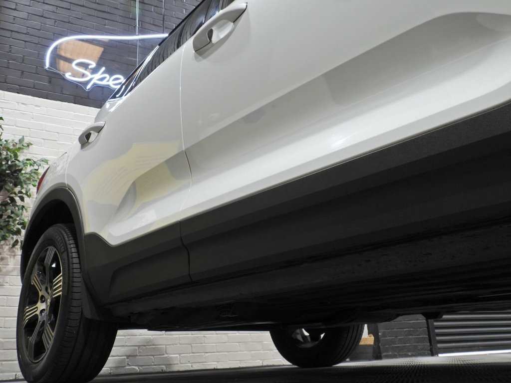 Used Volvo XC40 2021 for sale - 77835448: Photo 11