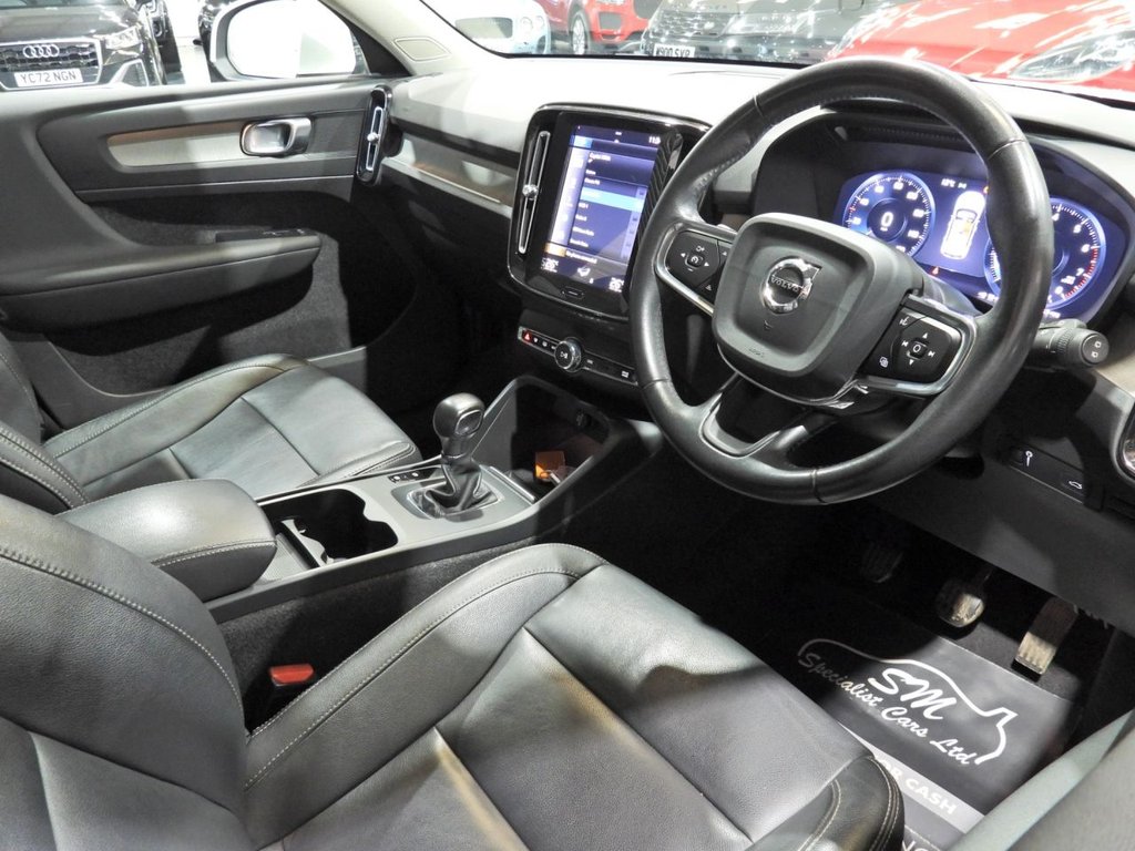 Used Volvo XC40 2021 for sale - 77835448: Photo 3