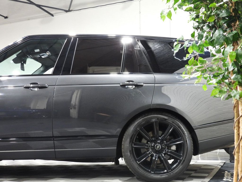 Used Land Rover Range Rover 2019 for sale - 76883412: Photo 12