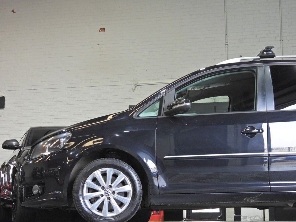 Used Volkswagen Touran 2012 for sale - 77967153: Photo 16
