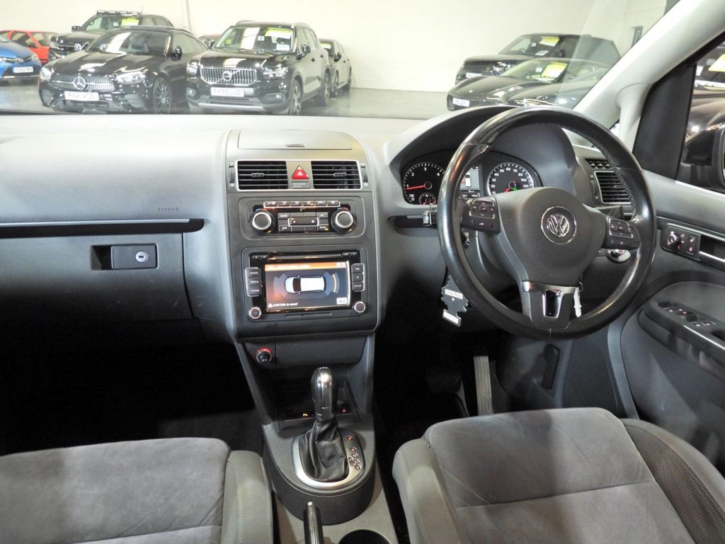 Used Volkswagen Touran 2012 for sale - 77967153: Photo 24