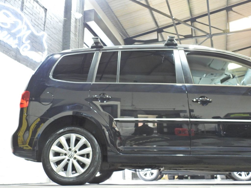 Used Volkswagen Touran 2012 for sale - 77967153: Photo 9