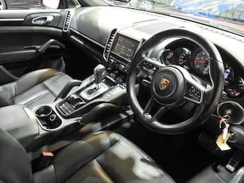 Used Porsche Cayenne 2015 for sale - 79686629: Photo