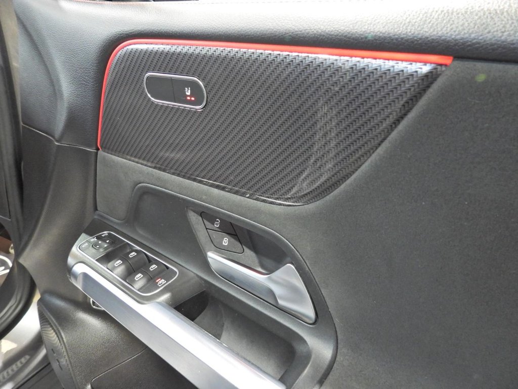 Used Mercedes-Benz GLB 2020 for sale - 77421943: Photo 28