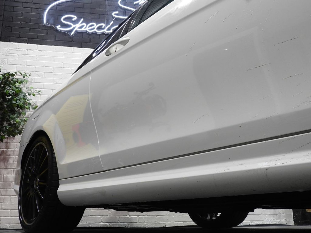 Used Mercedes-Benz C Class 2014 for sale - 77065180: Photo 12