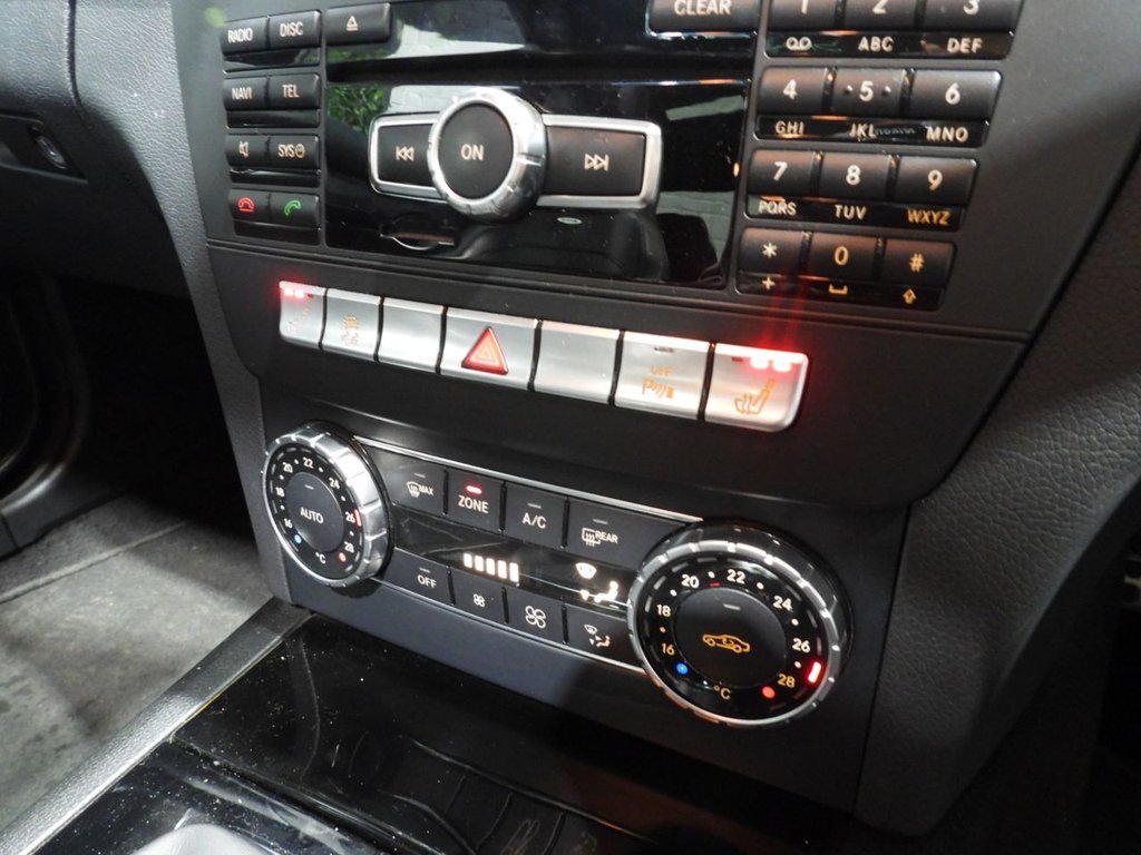 Used Mercedes-Benz C Class 2014 for sale - 77065180: Photo 35