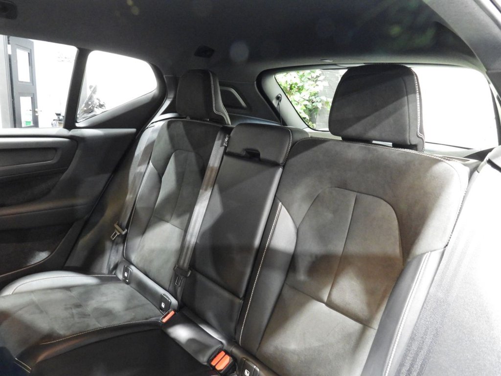 Used Volvo XC40 2021 for sale - 76119307: Photo 25