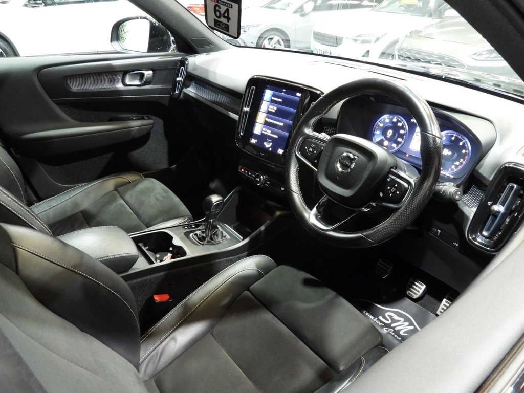 Used Volvo XC40 2021 for sale - 76119307: Photo 3