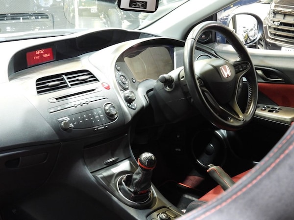 Used Honda Civic 2010 for sale - 76098249: Photo 28