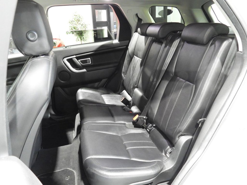 Used Land Rover Discovery Sport 2016 for sale - 76783889: Photo 17