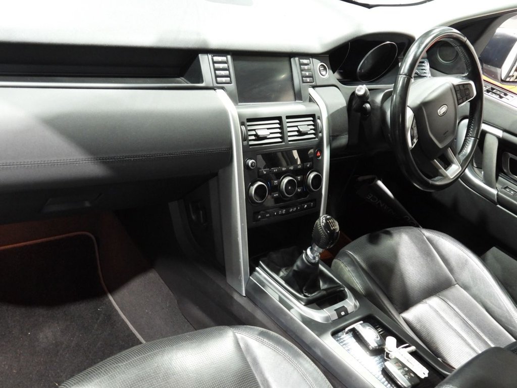 Used Land Rover Discovery Sport 2016 for sale - 76783889: Photo 18