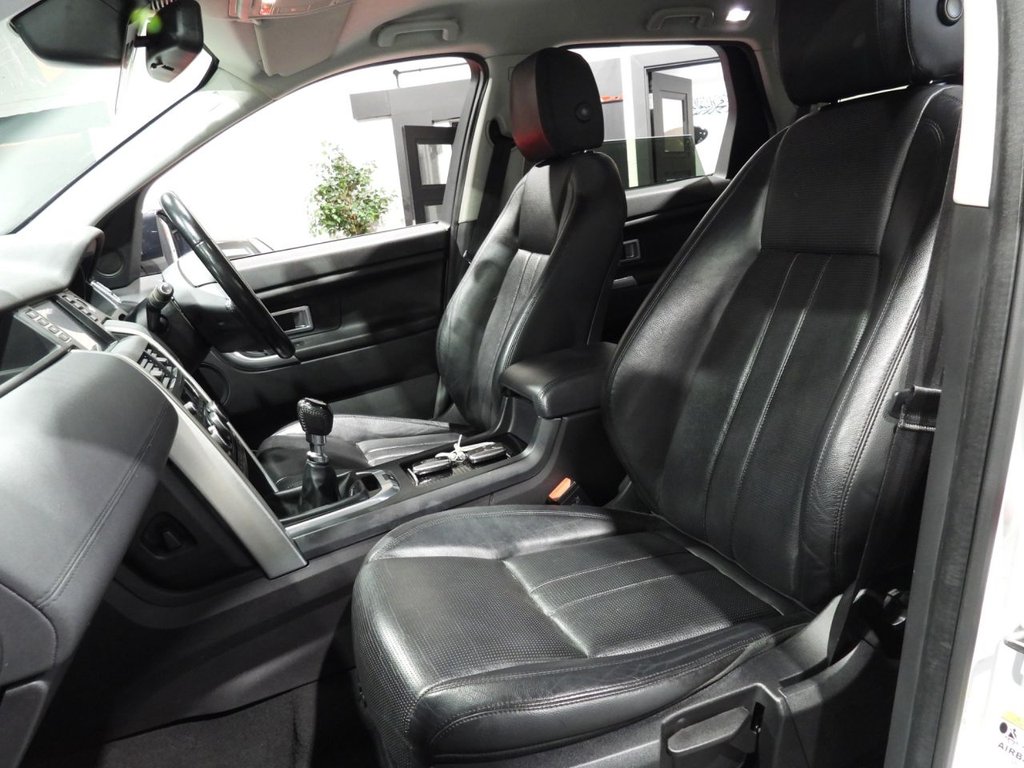 Used Land Rover Discovery Sport 2016 for sale - 76783889: Photo 19