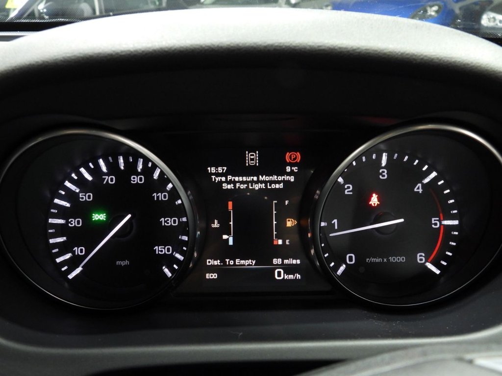 Used Land Rover Discovery Sport 2016 for sale - 76783889: Photo 20