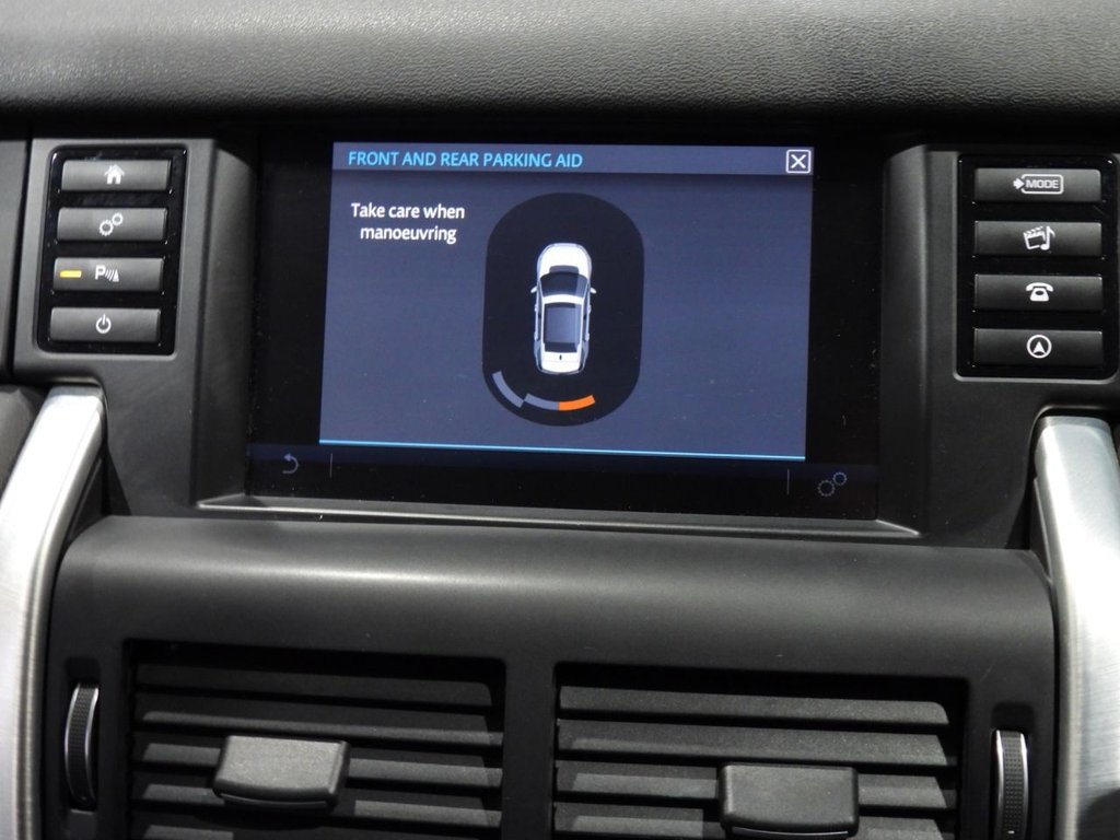 Used Land Rover Discovery Sport 2016 for sale - 76783889: Photo 25