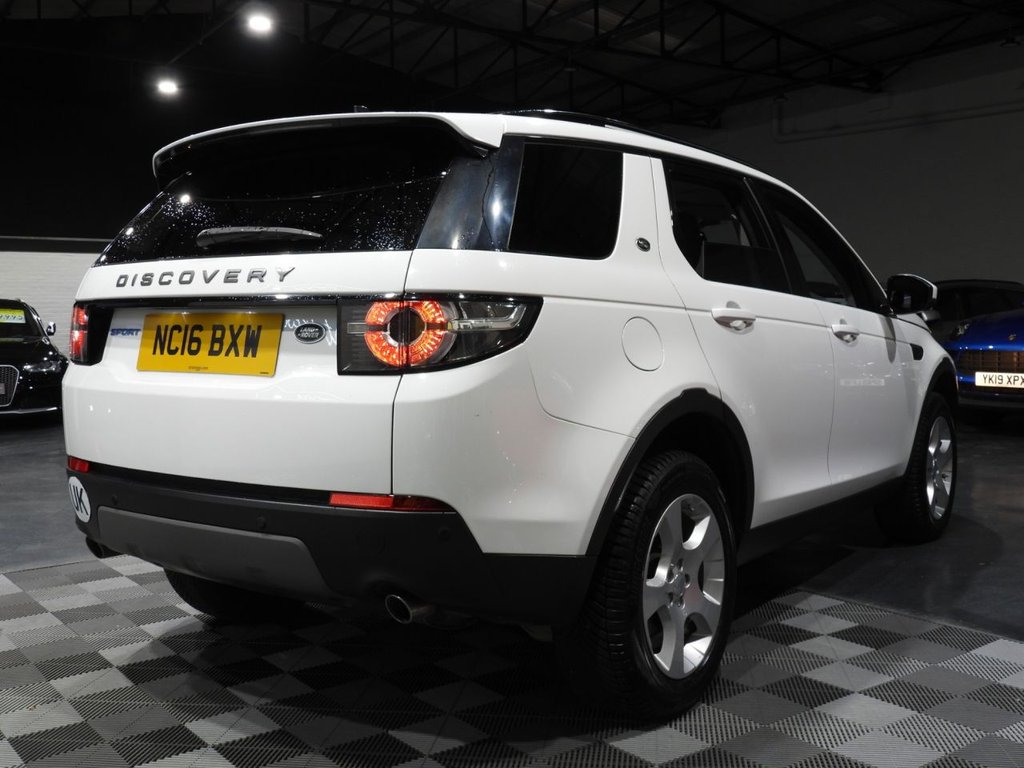 Used Land Rover Discovery Sport 2016 for sale - 76783889: Photo 27