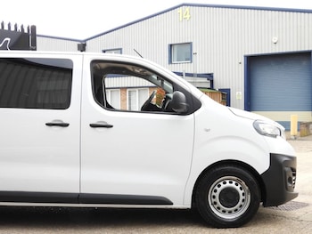 Used Peugeot Expert 2023 for sale - 76061819: Photo 2