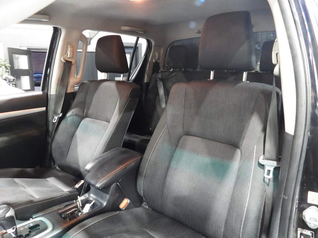 Used Toyota Hilux 2020 for sale - 76820993: Photo 15