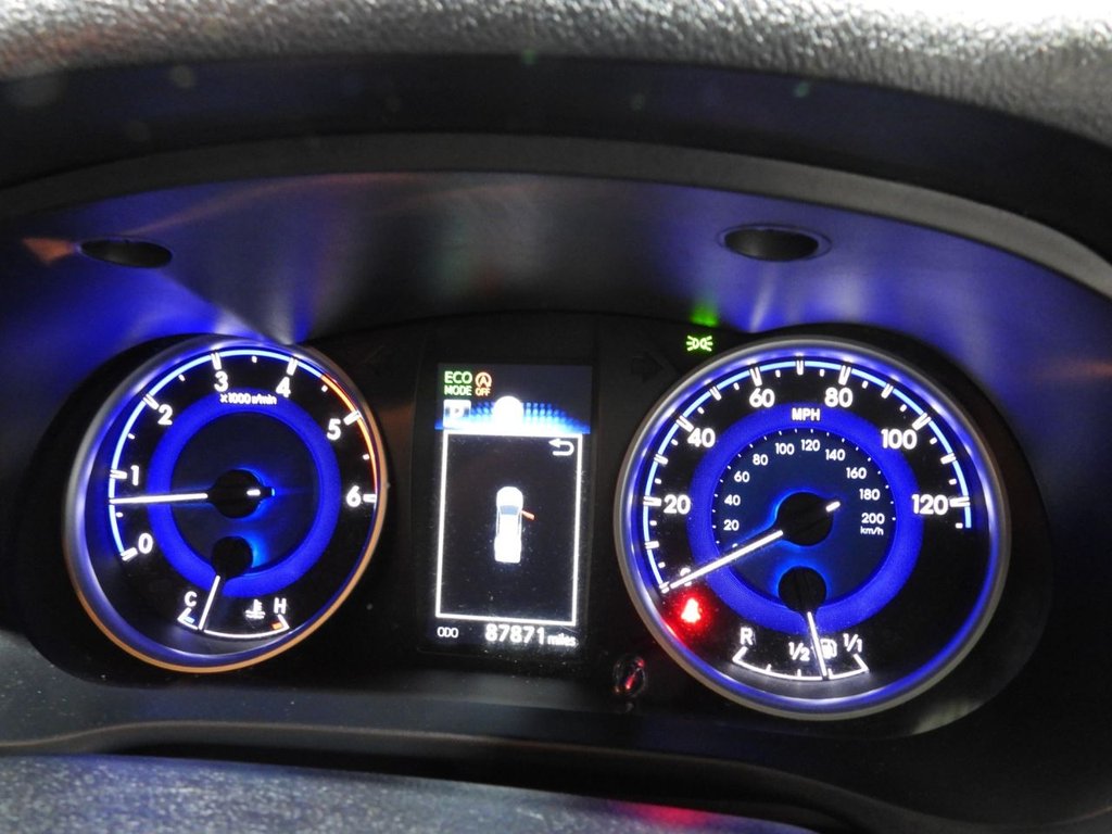 Used Toyota Hilux 2020 for sale - 76820993: Photo 33