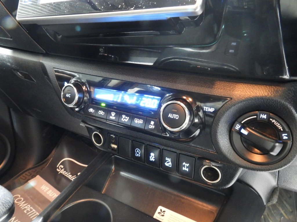 Used Toyota Hilux 2020 for sale - 76820993: Photo 40