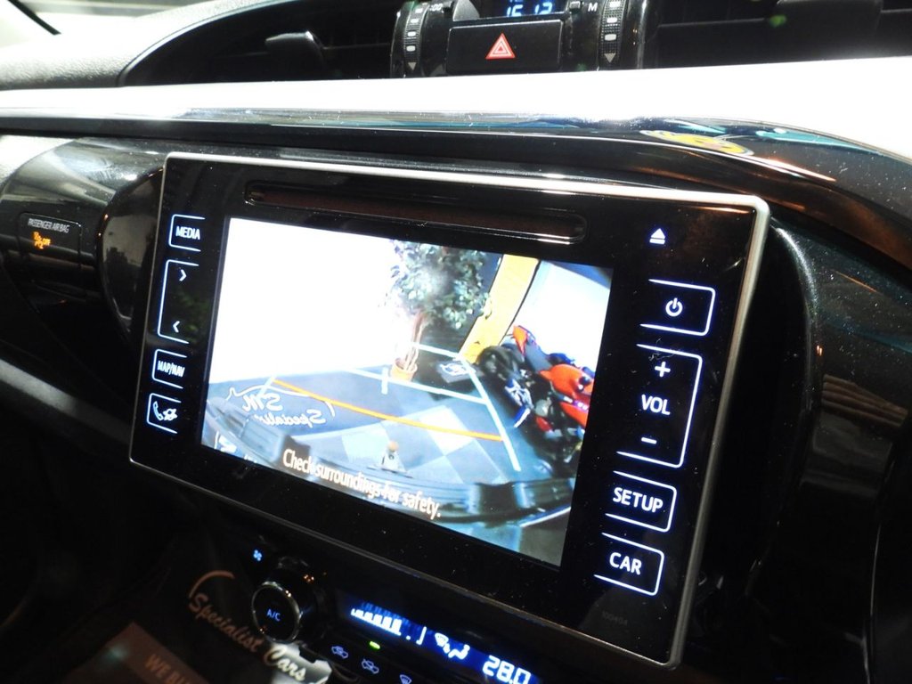 Used Toyota Hilux 2020 for sale - 76820993: Photo 41