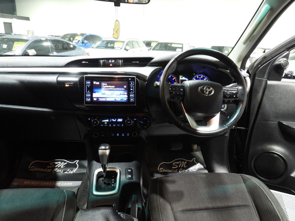 Used Toyota Hilux 2020 for sale - 76820993: Photo 43