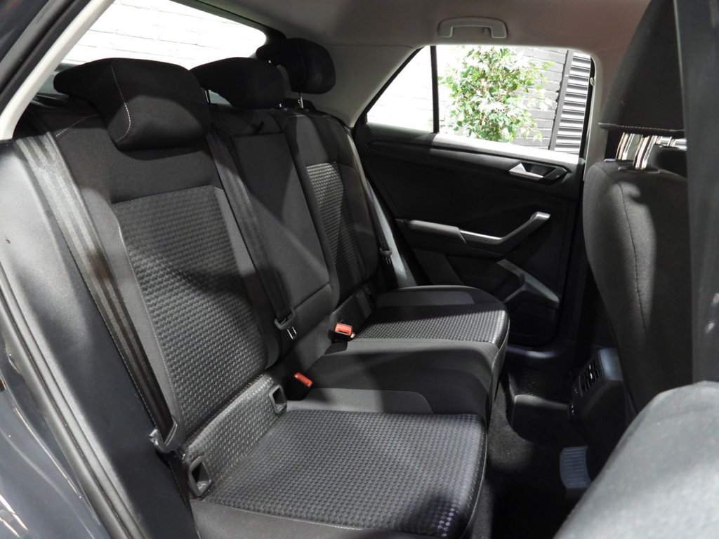Used Volkswagen T-Roc 2022 for sale - 76559221: Photo 17