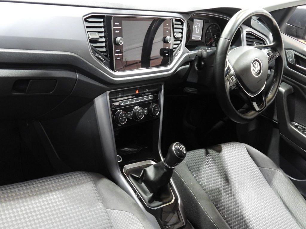 Used Volkswagen T-Roc 2022 for sale - 76559221: Photo 19