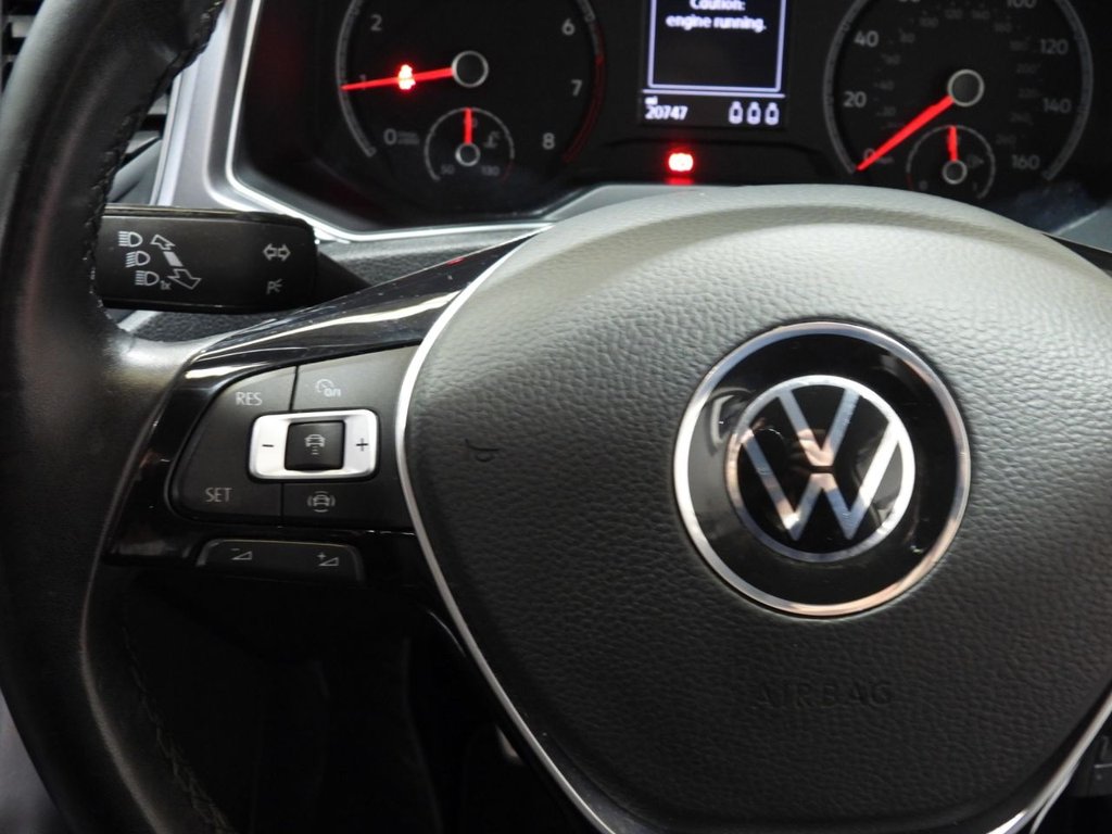 Used Volkswagen T-Roc 2022 for sale - 76559221: Photo 24