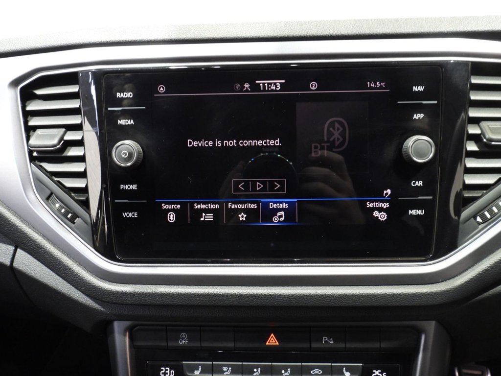 Used Volkswagen T-Roc 2022 for sale - 76559221: Photo 27