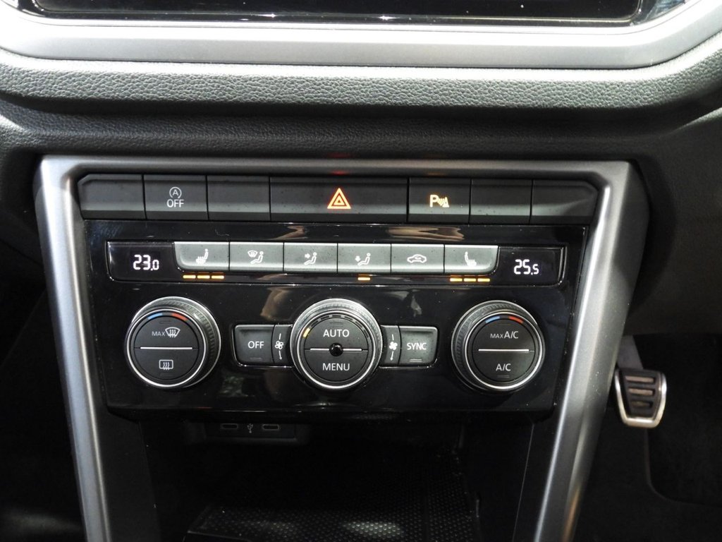 Used Volkswagen T-Roc 2022 for sale - 76559221: Photo 30