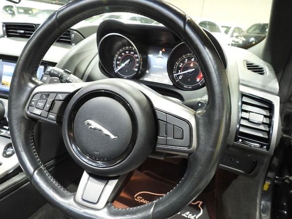 Used Jaguar F-Type 2016 for sale - 76185523: Photo 18