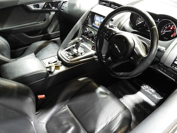 Used Jaguar F-Type 2016 for sale - 76185523: Photo