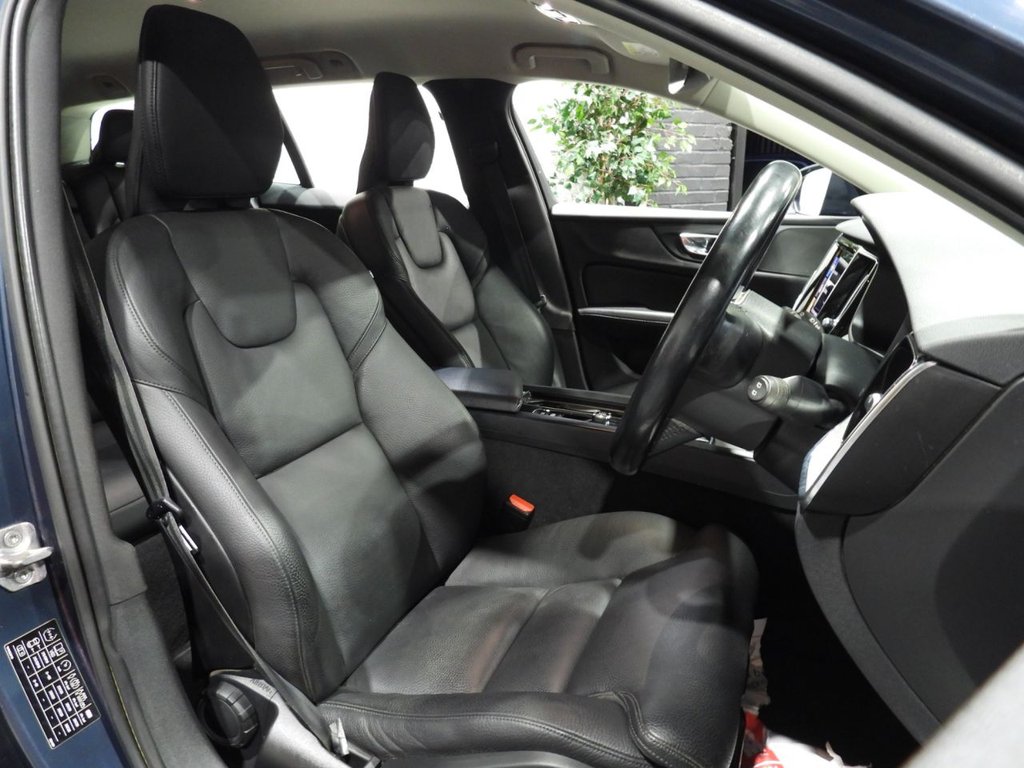 Used Volvo V60 2021 for sale - 76582547: Photo 11