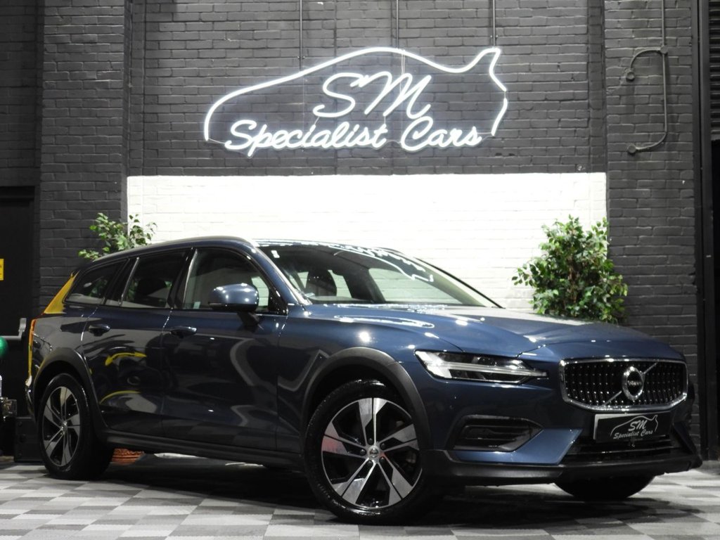 Used Volvo V60 2021 for sale - 76582547: Photo 5