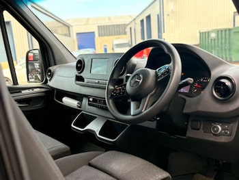 Used Mercedes-Benz Sprinter 2023 for sale - 76617770: Photo