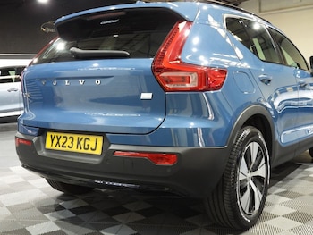 Used Volvo XC40 2023 for sale - 79022952: Photo