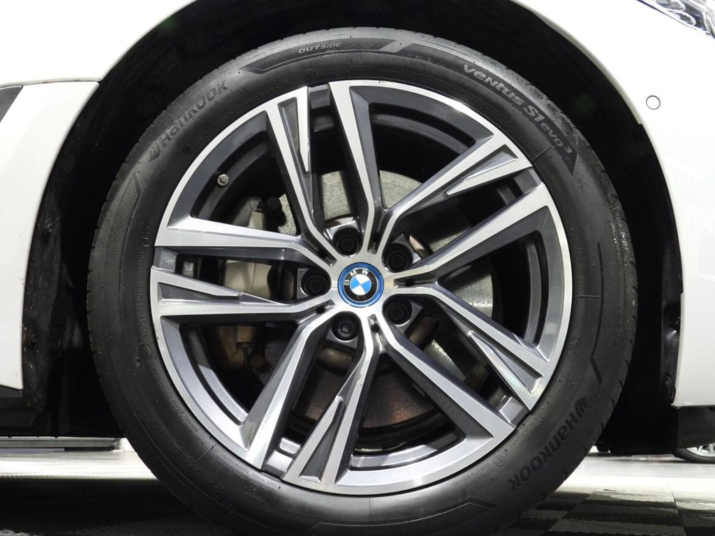 Used BMW i4 2022 for sale - 77111135: Photo 34