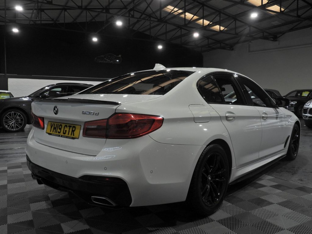 Used BMW 5 Series 2019 for sale - 77477477: Photo 13