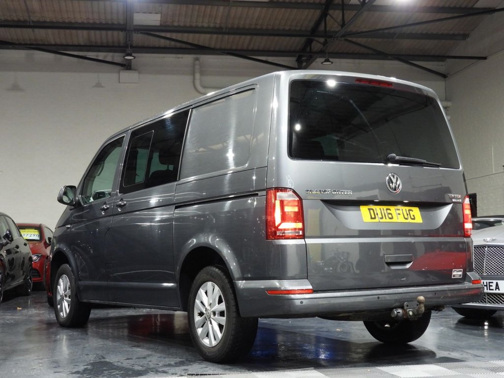 Used Volkswagen Transporter 2016 for sale - 76665572: Photo 10