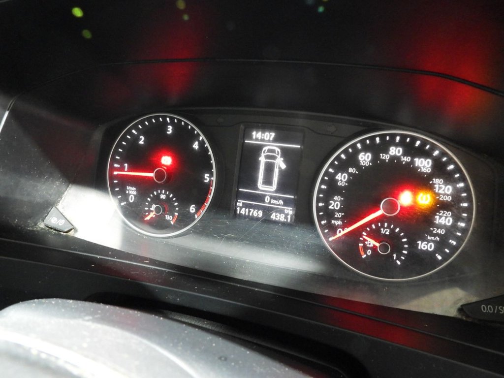 Used Volkswagen Transporter 2016 for sale - 76665572: Photo 15