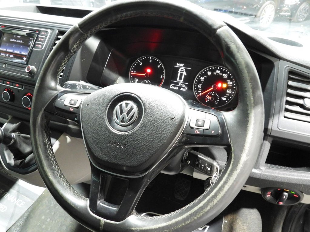 Used Volkswagen Transporter 2016 for sale - 76665572: Photo 16